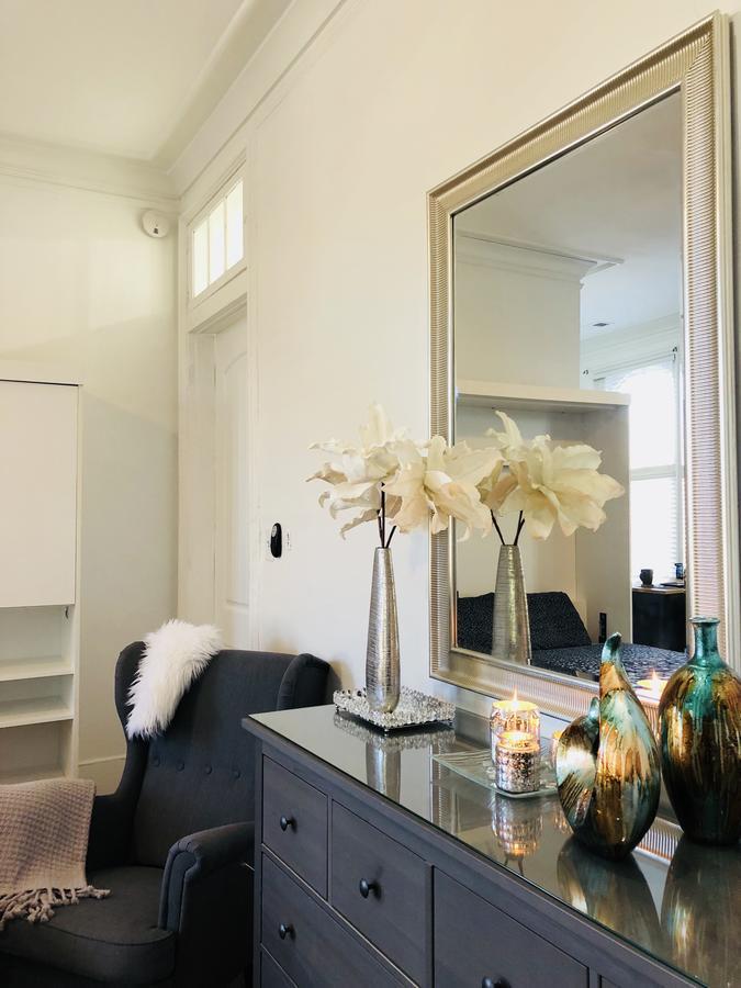 Downtown Shellcrest Apartment *