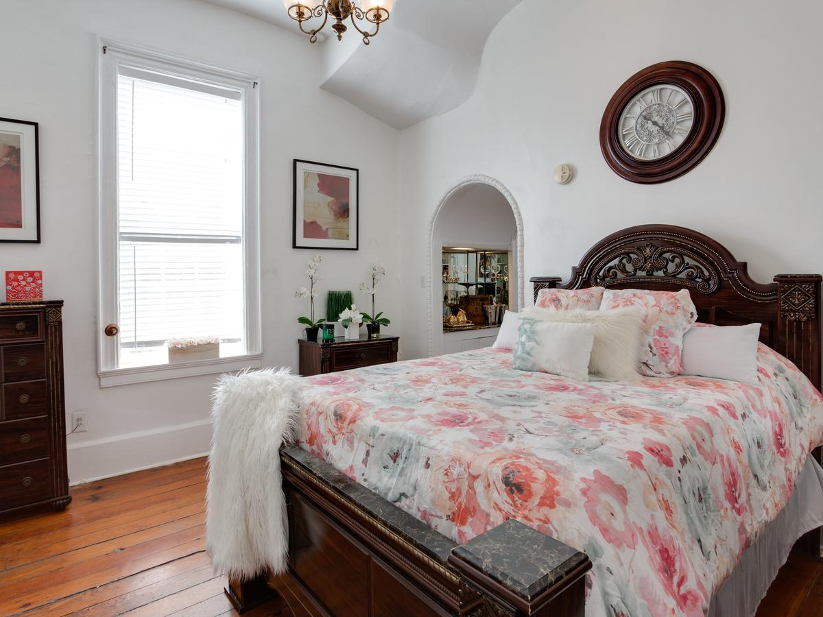 Downtown Shellcrest Apartment *