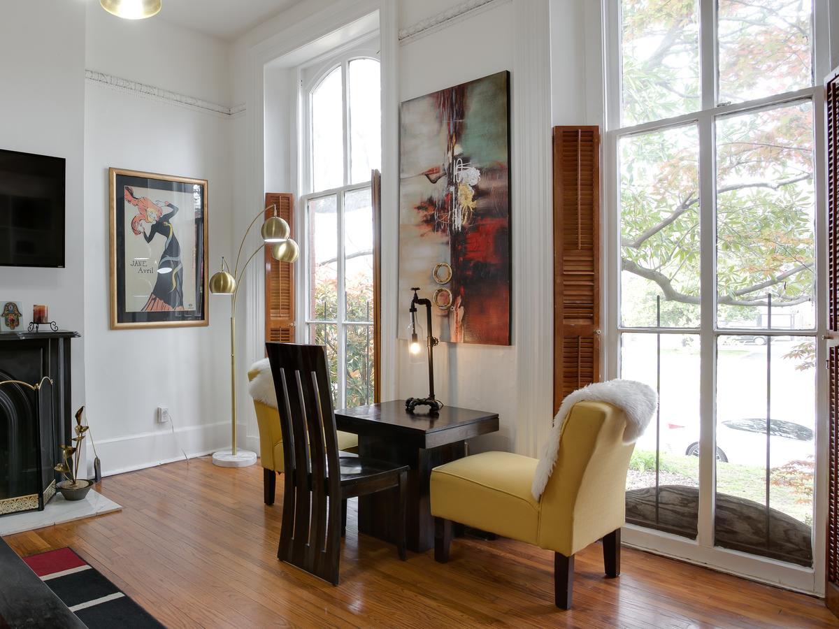 Downtown Shellcrest Apartment *